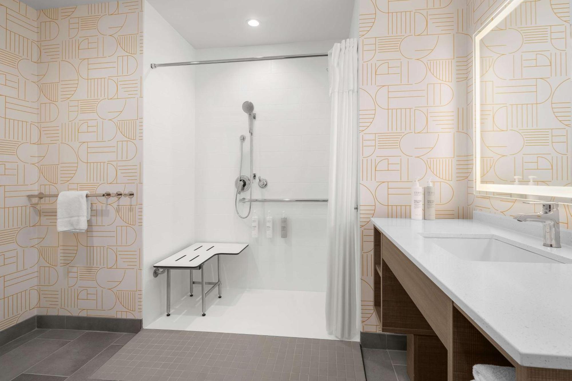 Home2 Suites By Hilton Eureka Eksteriør billede